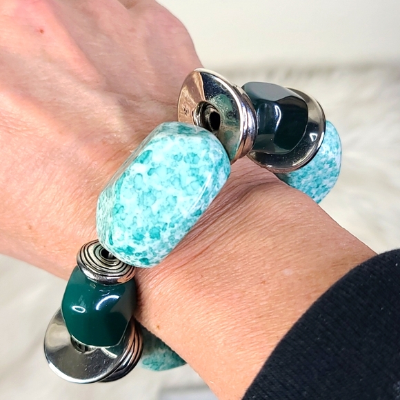 Paparazzi Accessories Chunky Stretch Bracelet Teal Green Silver Tone Brand New - Picture 4 of 4